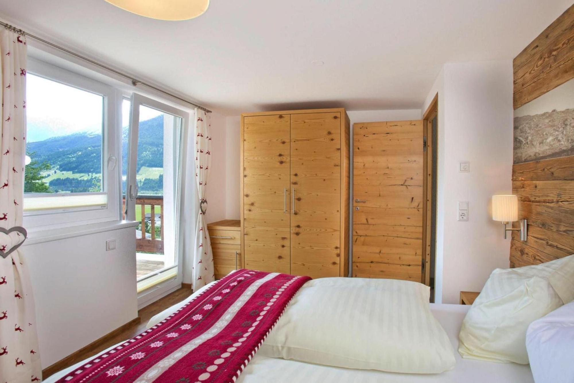 Apartment In Neukirchen With A Balcony Neukirchen am Großvenediger Exterior foto