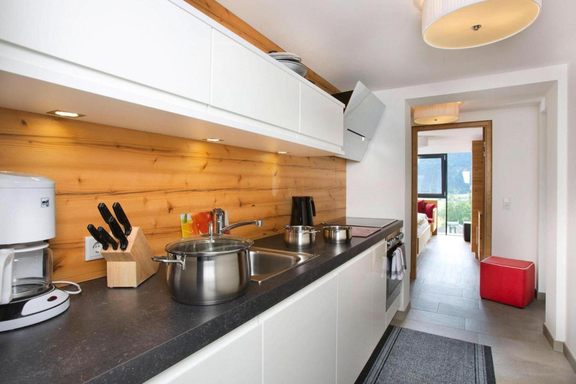 Apartment In Neukirchen With A Balcony Neukirchen am Großvenediger Exterior foto